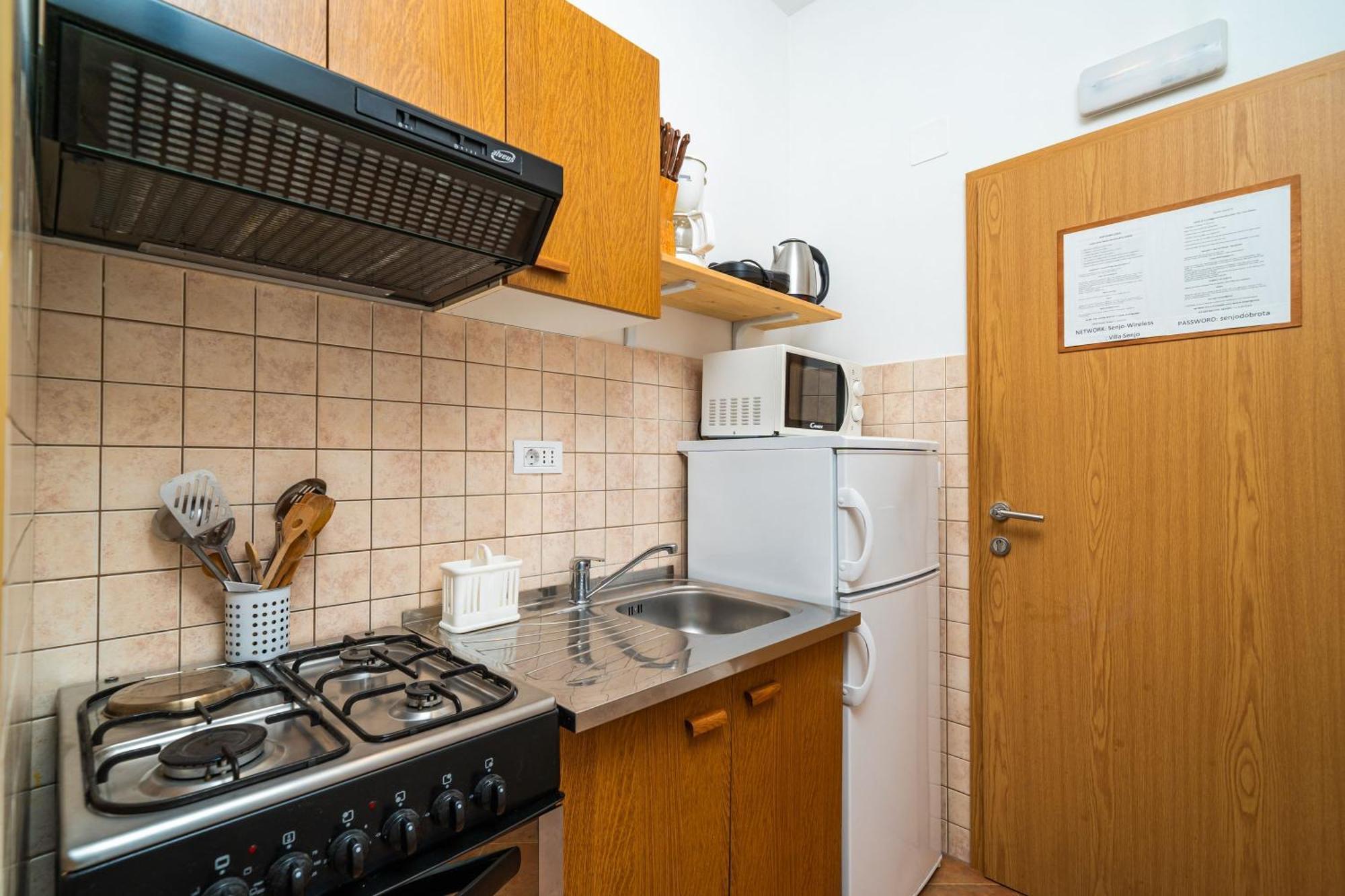 Apartments Senjo تْسافتات المظهر الخارجي الصورة