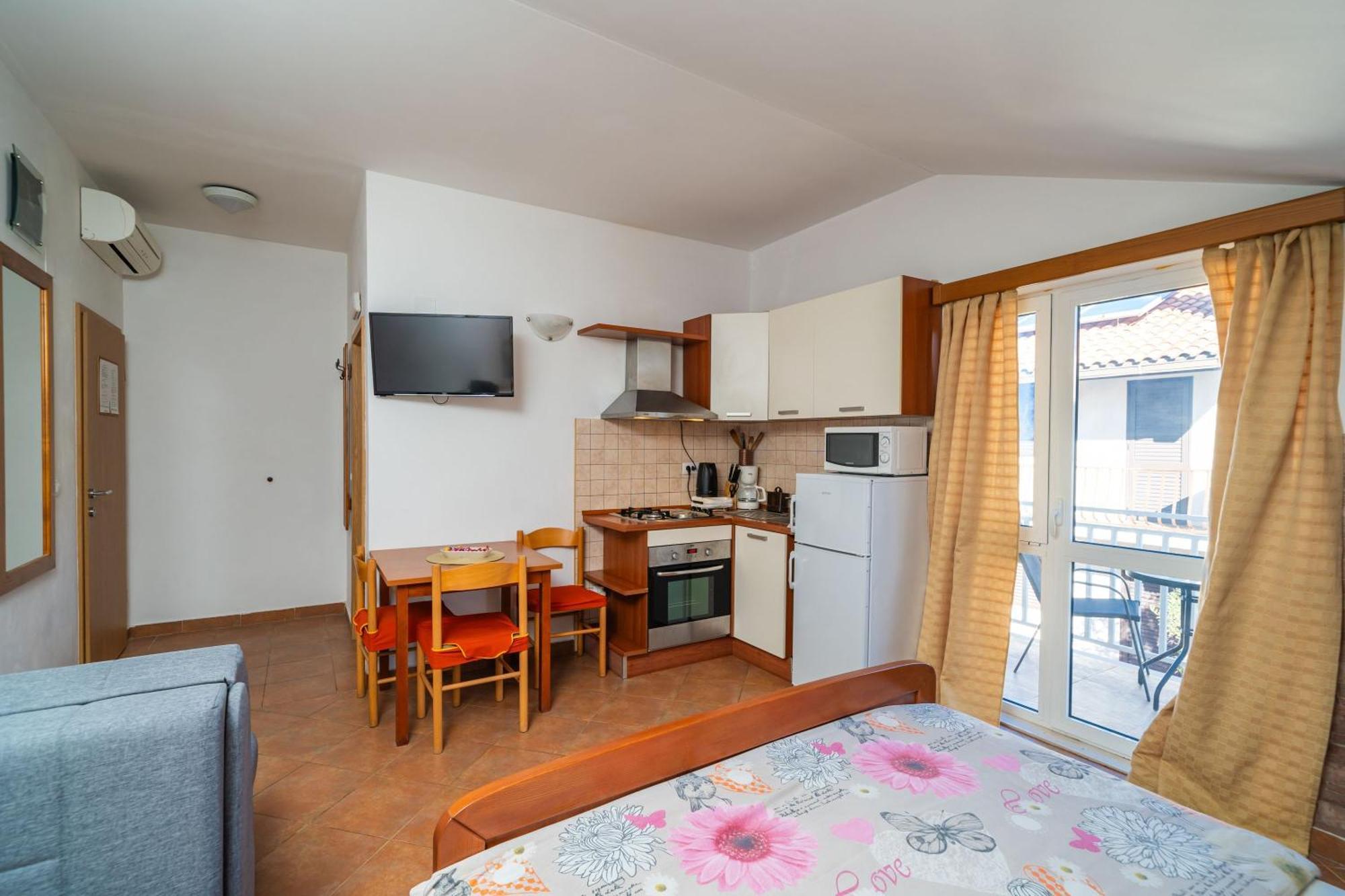 Apartments Senjo تْسافتات المظهر الخارجي الصورة