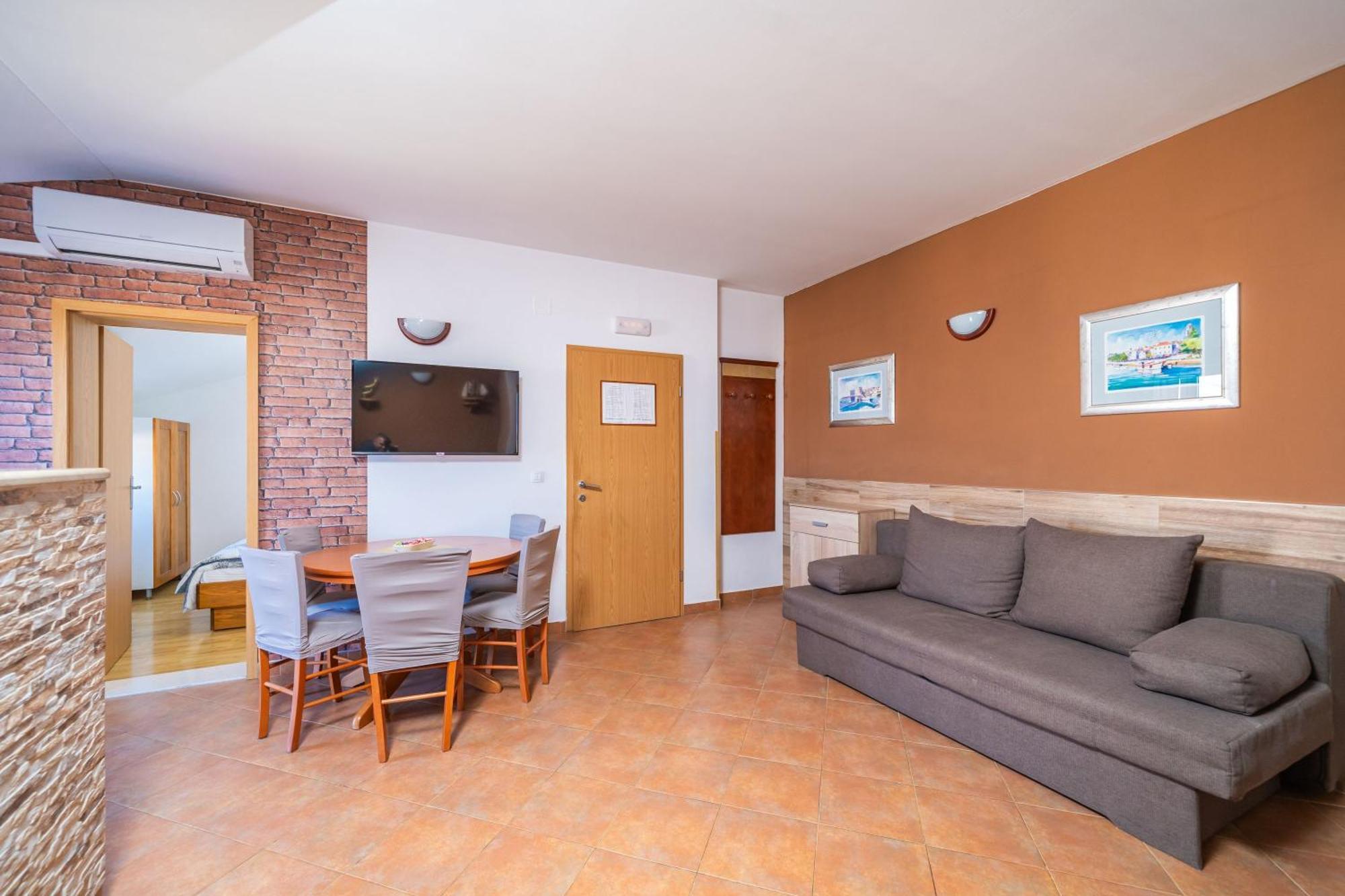 Apartments Senjo تْسافتات المظهر الخارجي الصورة
